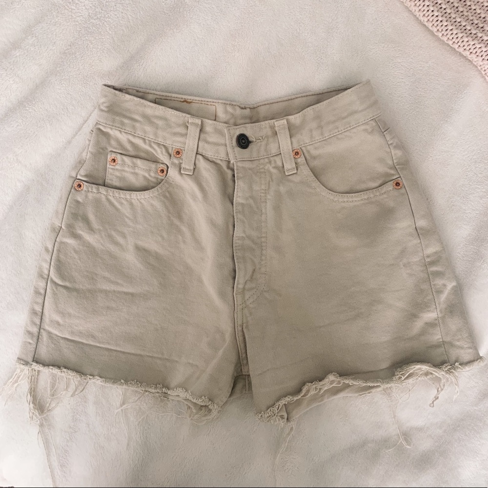 Vintage High Waisted Levi Shorts